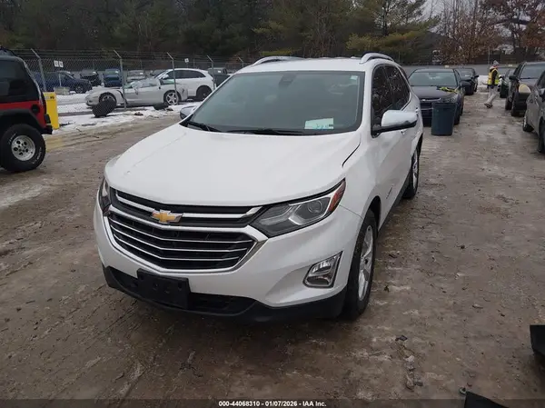 2GNAXVEV5J6263120 2018 CHEVROLET EQUINOX - Image 2