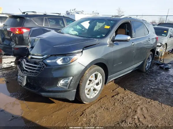 2GNAXVEV6J6234046 2018 CHEVROLET EQUINOX - Image 2