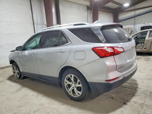 2GNAXVEV6J6323194 2018 CHEVROLET EQUINOX - Image 2