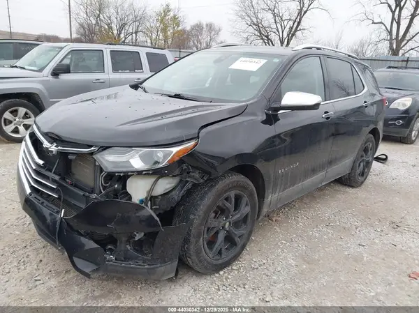 2GNAXVEV7J6214095 2018 CHEVROLET EQUINOX - Image 2