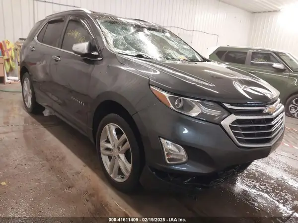 2GNAXVEV8J6130674 2018 CHEVROLET EQUINOX - Image 1