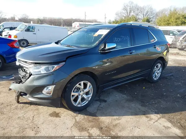 2GNAXVEV9J6175932 2018 CHEVROLET EQUINOX - Image 2