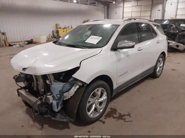 2GNAXVEV9J6204605 2018 CHEVROLET EQUINOX - Image 2