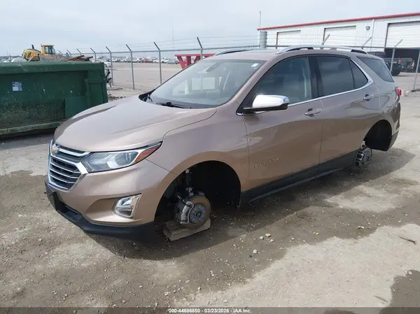 2GNAXVEV9J6277375 2018 CHEVROLET EQUINOX - Image 2