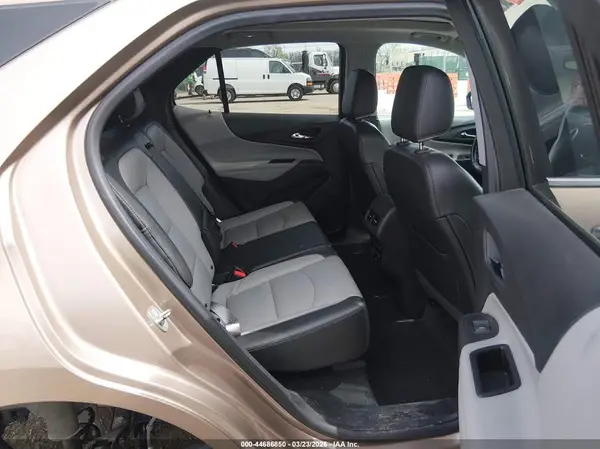 2GNAXVEV9J6277375 2018 CHEVROLET EQUINOX - Image 8