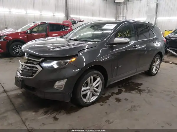 2GNAXVEVXJ6104755 2018 CHEVROLET EQUINOX - Image 2