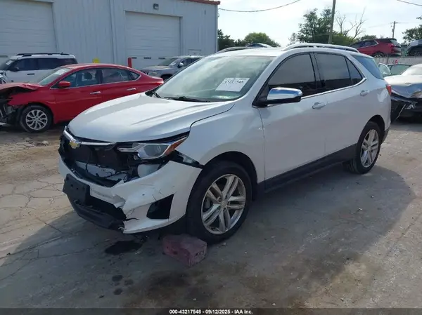 2GNAXVEVXJ6111396 2018 CHEVROLET EQUINOX - Image 2