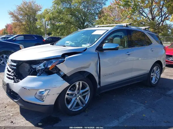 2GNAXVEVXJ6128392 2018 CHEVROLET EQUINOX - Image 2