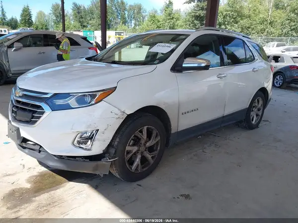 2GNAXVEVXJ6269687 2018 CHEVROLET EQUINOX - Image 2