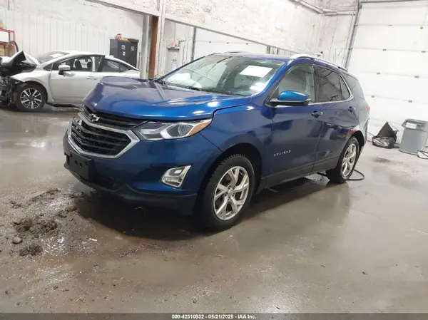 2GNAXVEX0K6127576 2019 CHEVROLET EQUINOX - Image 2