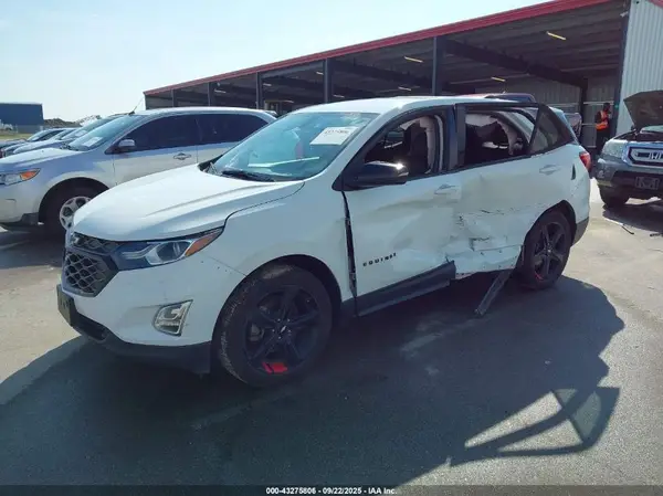 2GNAXVEX0K6138514 2019 CHEVROLET EQUINOX - Image 2