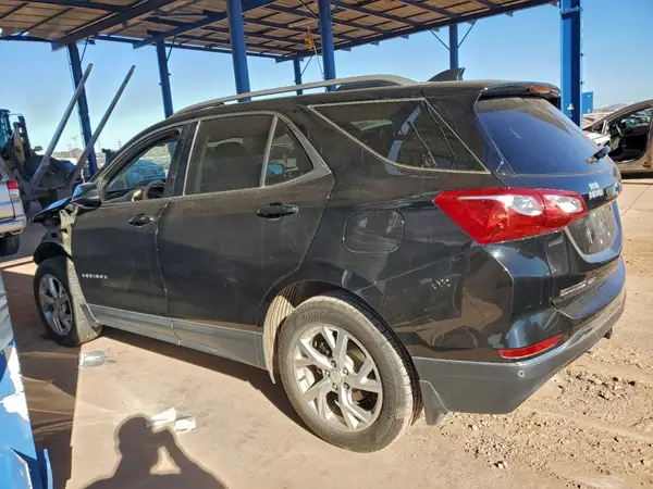 2GNAXVEX0L6223760 2020 CHEVROLET EQUINOX - Image 2