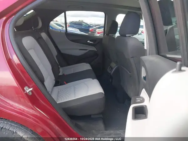 2GNAXVEX1K6245586 2019 CHEVROLET EQUINOX - Image 8