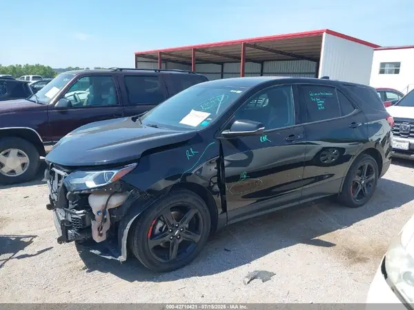 2GNAXVEX1K6268303 2019 CHEVROLET EQUINOX - Image 2