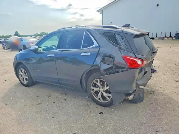 2GNAXVEX1K6269483 2019 CHEVROLET EQUINOX - Image 2
