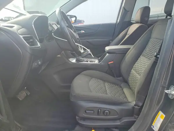 2GNAXVEX1K6269483 2019 CHEVROLET EQUINOX - Image 8