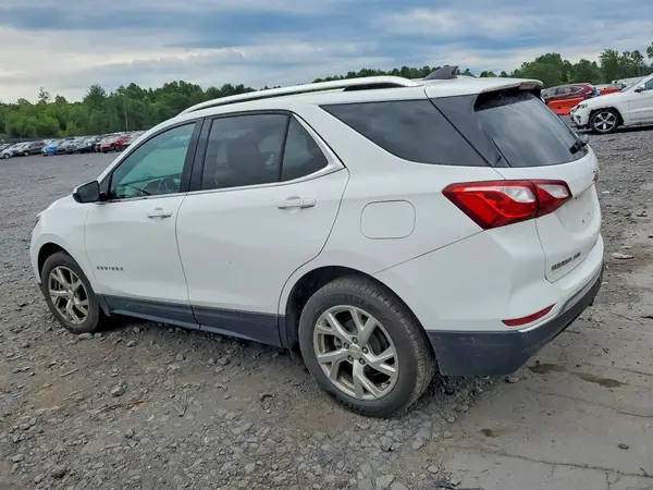 2GNAXVEX3K6261773 2019 CHEVROLET EQUINOX - Image 2