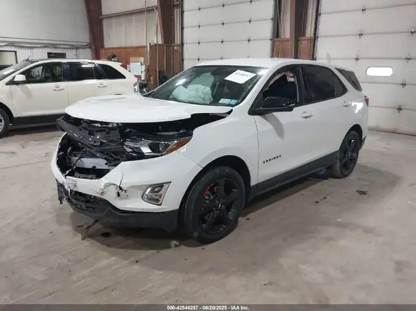 2GNAXVEX3K6265807 2019 CHEVROLET EQUINOX - Image 2