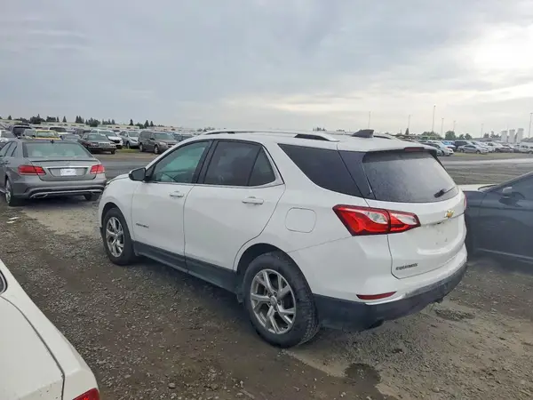 2GNAXVEX4K6155610 2019 CHEVROLET EQUINOX - Image 2