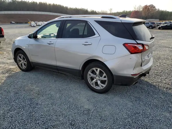 2GNAXVEX6K6125606 2019 CHEVROLET EQUINOX - Image 2