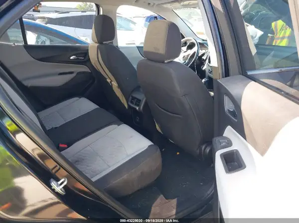 2GNAXVEX7K6215847 2019 CHEVROLET EQUINOX - Image 8