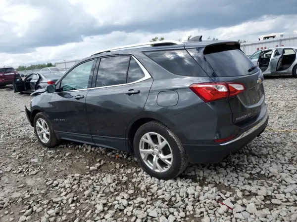 2GNAXVEX7K6278057 2019 CHEVROLET EQUINOX - Image 2