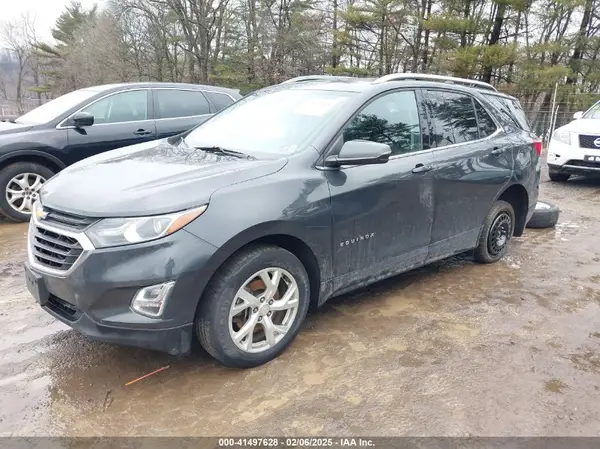 2GNAXVEX8K6134632 2019 CHEVROLET EQUINOX - Image 2