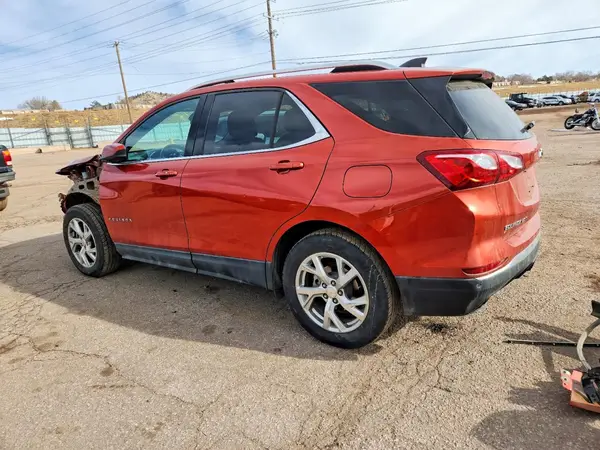 2GNAXVEX8L6129853 2020 CHEVROLET EQUINOX - Image 2