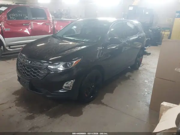 2GNAXVEX9K6102465 2019 CHEVROLET EQUINOX - Image 2