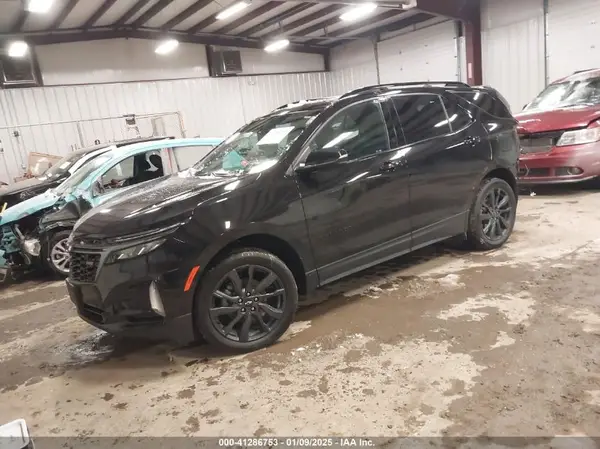 2GNAXWEV6N6133021 2022 CHEVROLET EQUINOX - Image 2