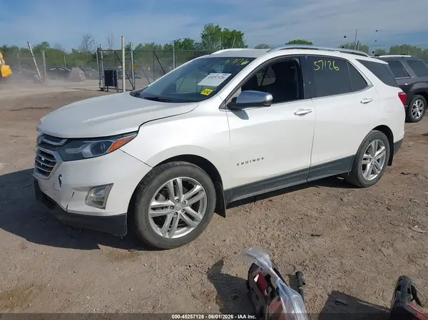 2GNAXWEX1J6330075 2018 CHEVROLET EQUINOX - Image 2