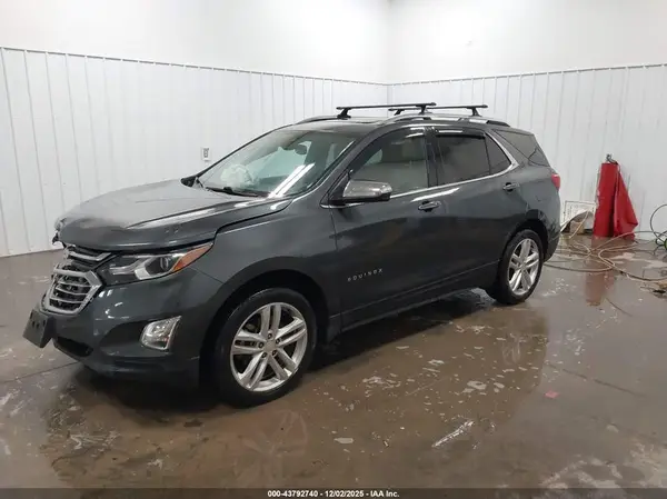 2GNAXWEX2J6201925 2018 CHEVROLET EQUINOX - Image 2