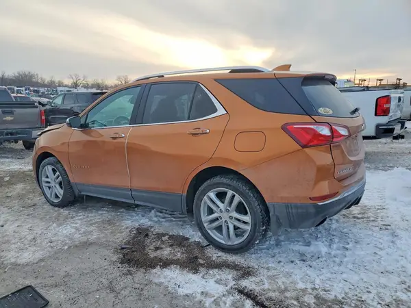 2GNAXWEX6J6215066 2018 CHEVROLET EQUINOX - Image 2