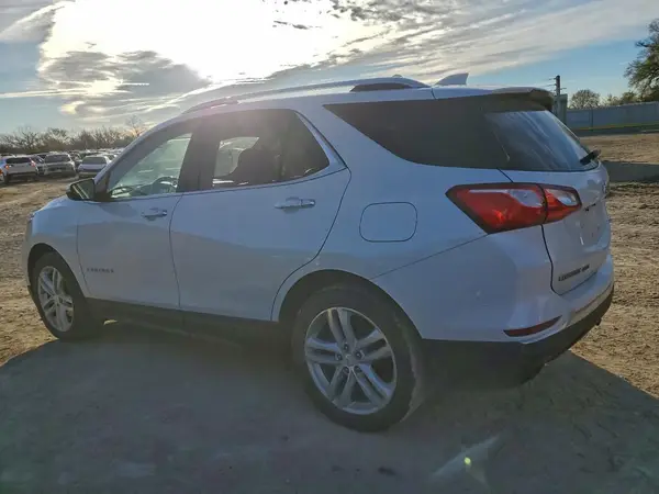 2GNAXWEX8J6197654 2018 CHEVROLET EQUINOX - Image 2