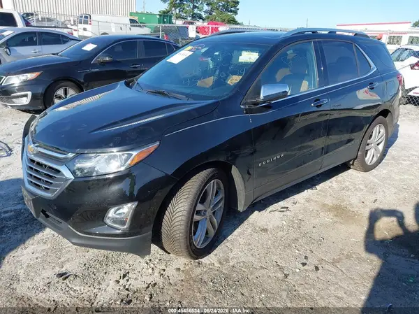 2GNAXWEX8J6260283 2018 CHEVROLET EQUINOX - Image 2