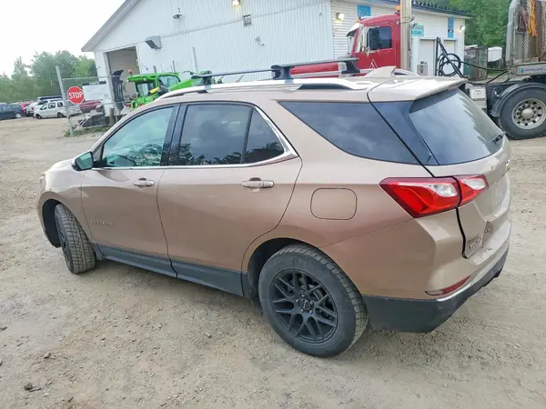 2GNAXWEXXJ6189040 2018 CHEVROLET EQUINOX - Image 2