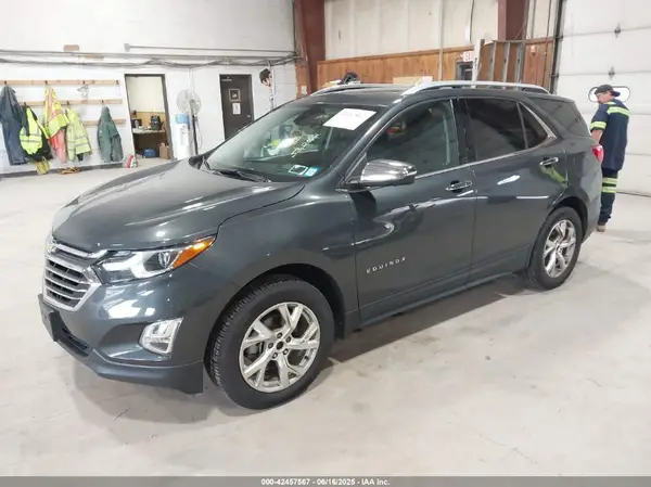 2GNAXXEV2L6174619 2020 CHEVROLET EQUINOX - Image 2