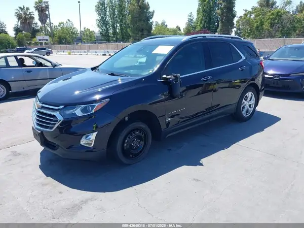 2GNAXXEV2L6196670 2020 CHEVROLET EQUINOX - Image 2