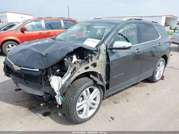2GNAXXEV2M6111697 2021 CHEVROLET EQUINOX - Image 2