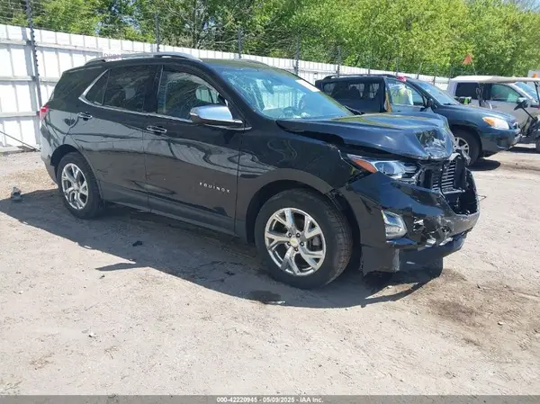 2GNAXXEV4K6211832 2019 CHEVROLET EQUINOX - Image 1