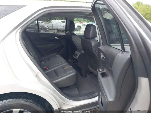 2GNAXXEV4N6126588 2022 CHEVROLET EQUINOX - Image 8