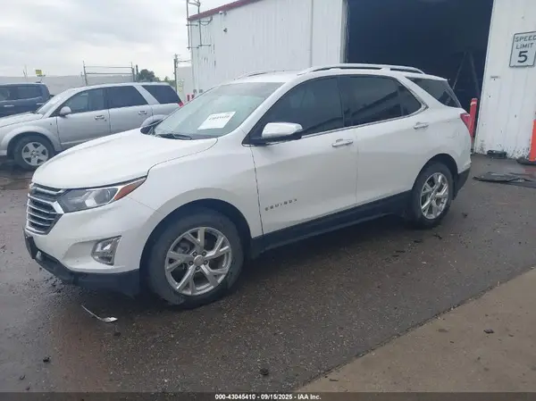 2GNAXXEV5K6229563 2019 CHEVROLET EQUINOX - Image 2