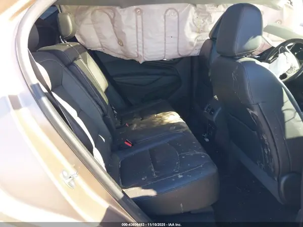 2GNAXXEV5K6295000 2019 CHEVROLET EQUINOX - Image 8