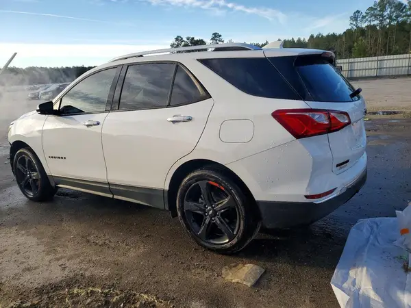 2GNAXXEVXL6250555 2020 CHEVROLET EQUINOX - Image 2