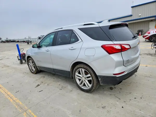 2GNAXYEX0L6211657 2020 CHEVROLET EQUINOX - Image 2