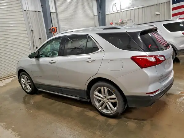 2GNAXYEX1K6174486 2019 CHEVROLET EQUINOX - Image 2