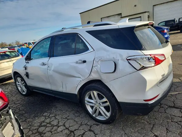 2GNAXYEX1K6289833 2019 CHEVROLET EQUINOX - Image 2