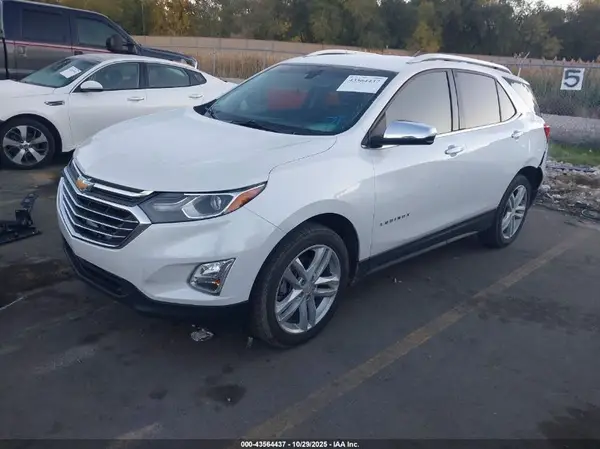 2GNAXYEX1K6290979 2019 CHEVROLET EQUINOX - Image 2