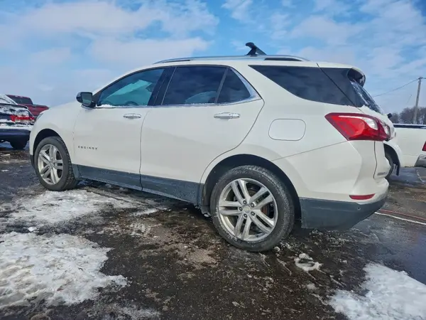 2GNAXYEX1K6302306 2019 CHEVROLET EQUINOX - Image 2