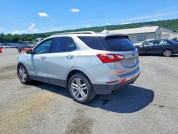 2GNAXYEX2L6175597 2020 CHEVROLET EQUINOX - Image 2